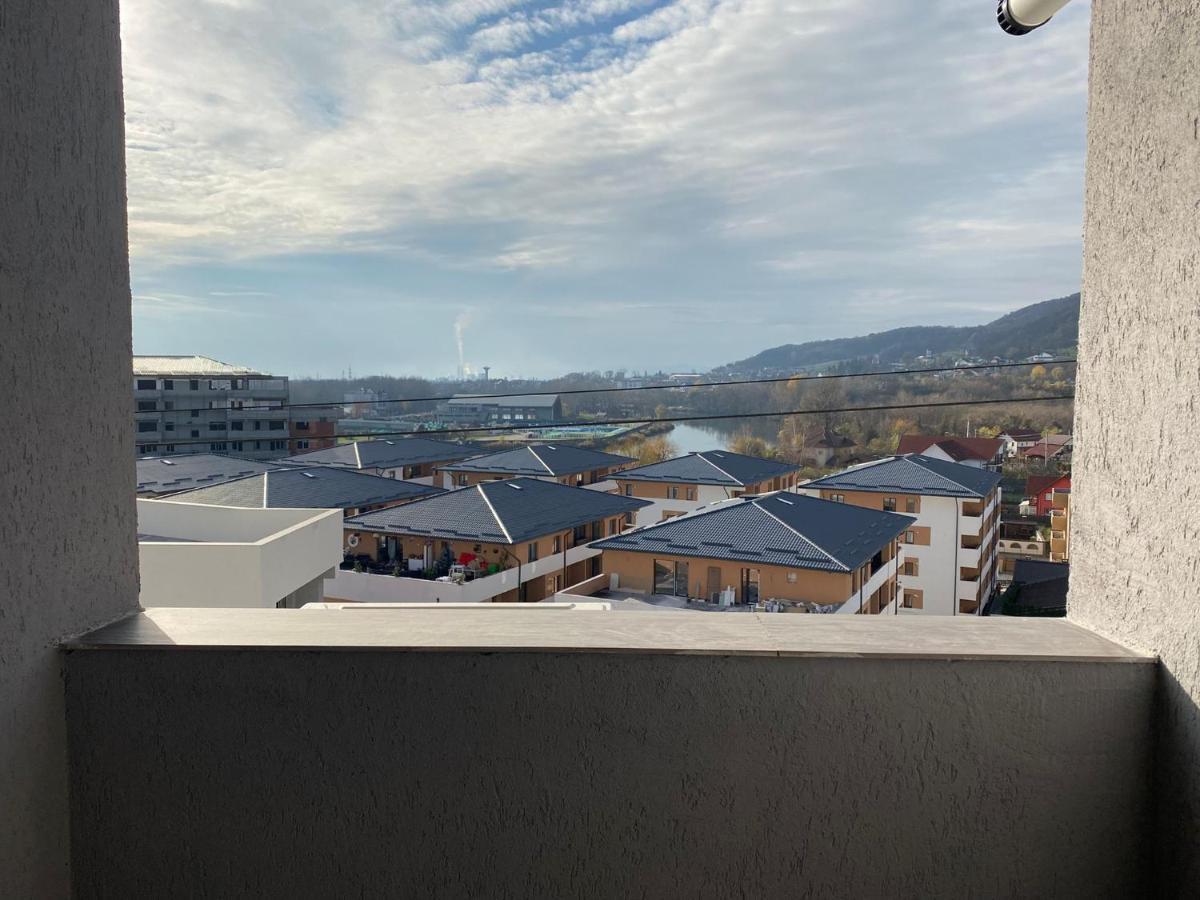 Apartament Lucian Apartment Ramnicu Valcea Exterior photo