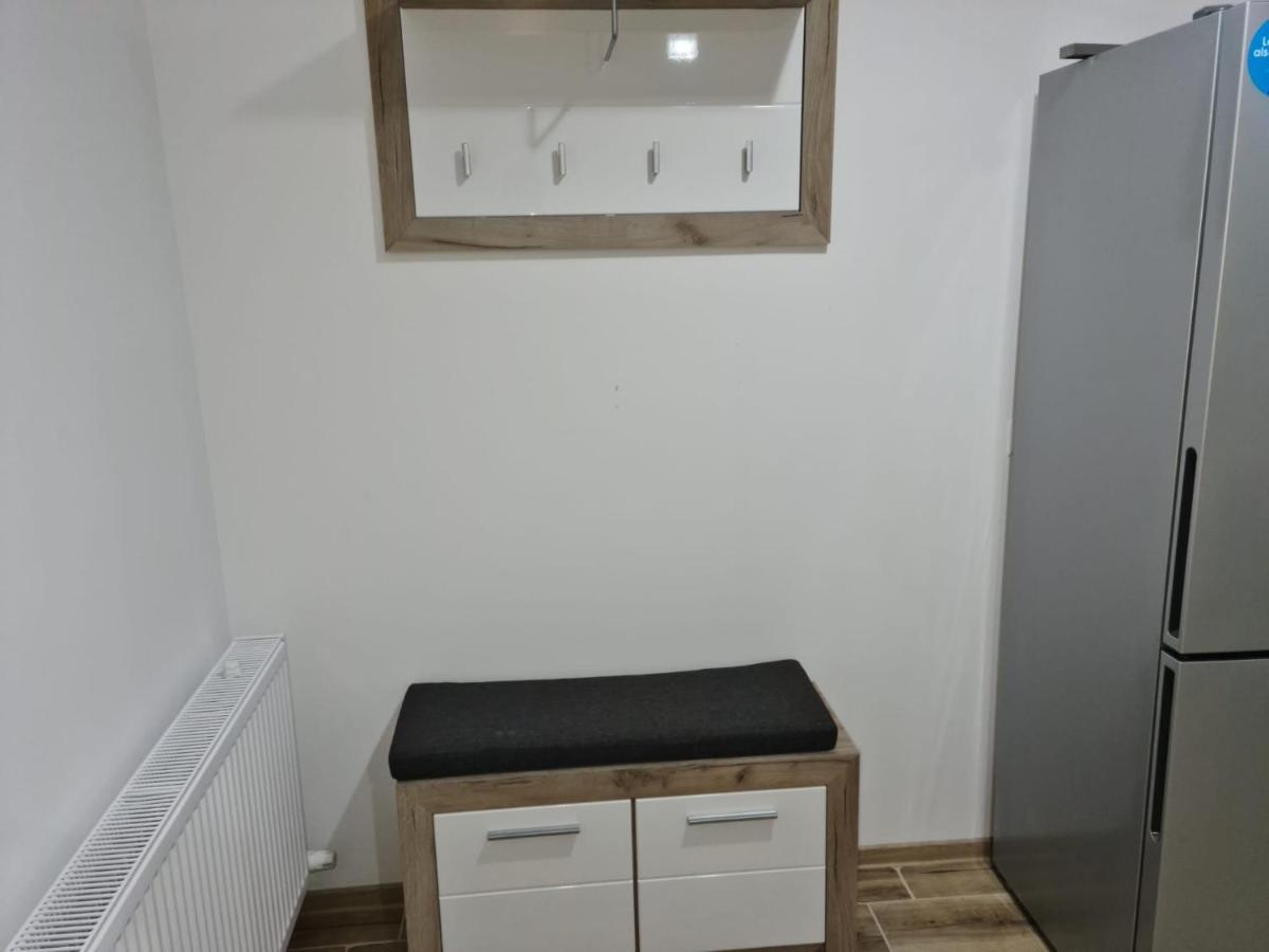 Apartament Lucian Apartment Ramnicu Valcea Exterior photo